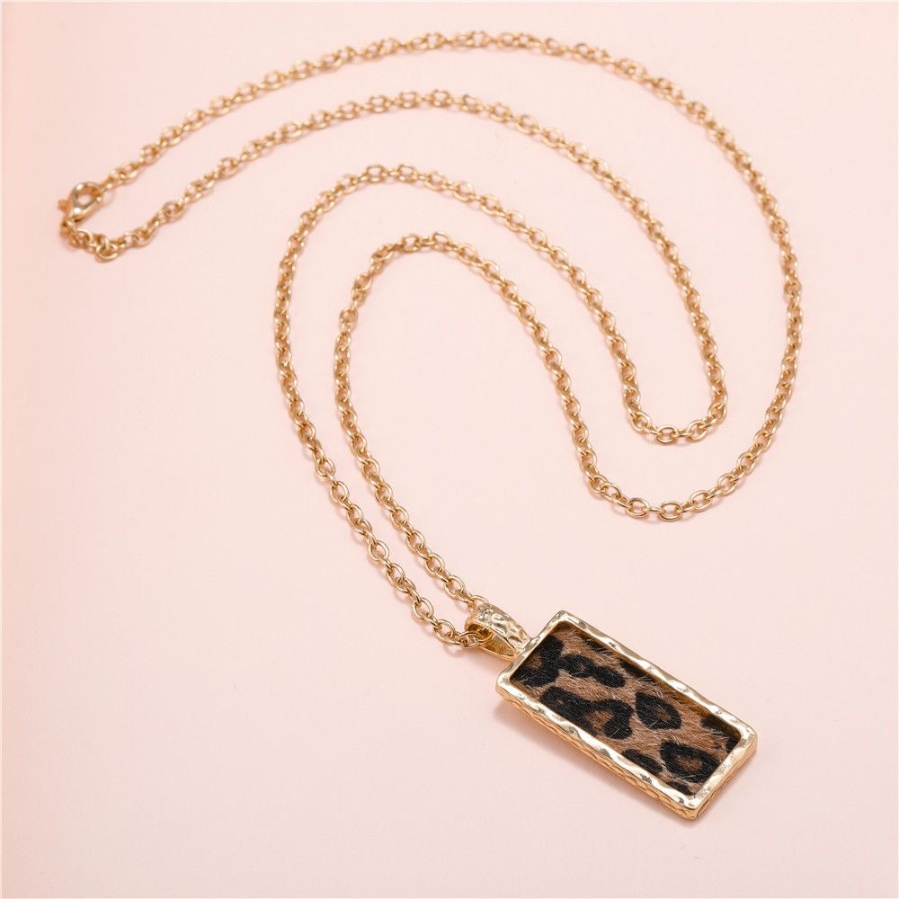 Leopard Long Necklace